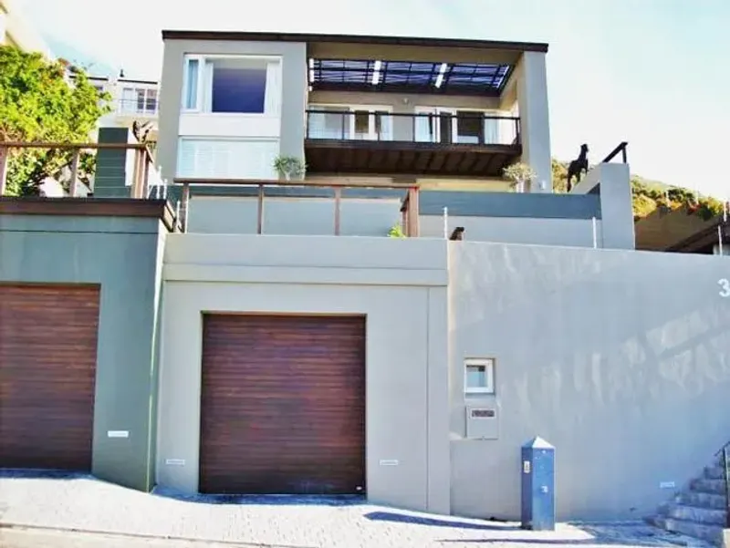 Mahogony Villa in Green Point – photo 10
