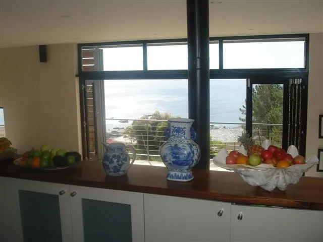 property_106e083f-a29a-4be5-bc1e-c09d21b5e9d2_2