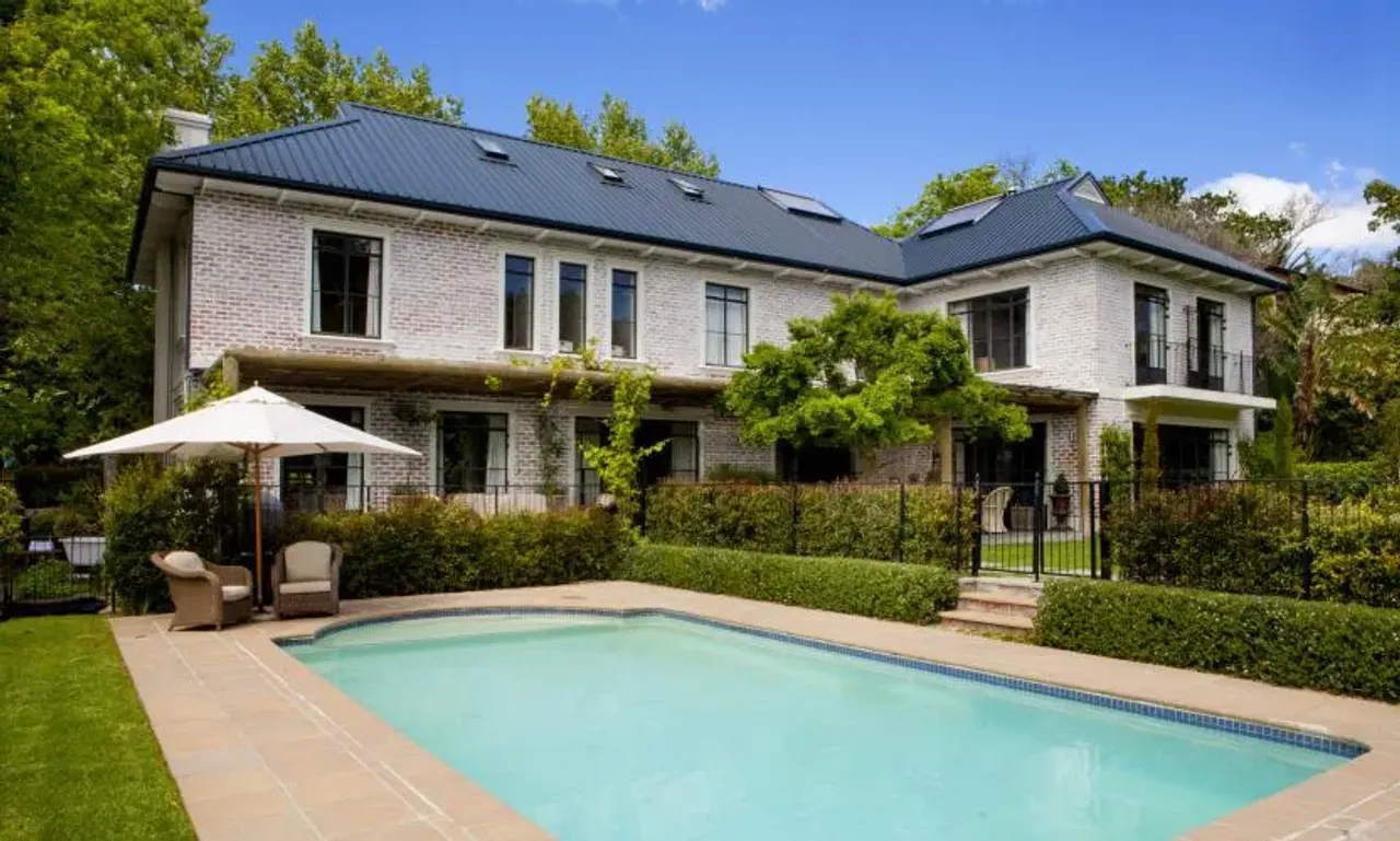 Bishopscourt La Vue in Claremont