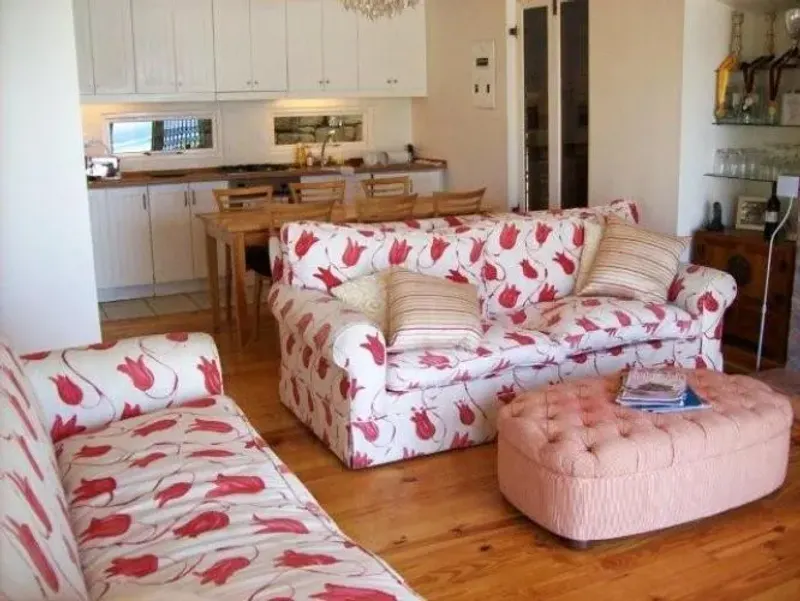 No 56 Fourth Beach Bungalow in Clifton – photo 4