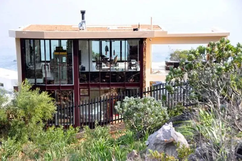 Glass House in Bakoven – photo 1
