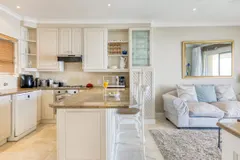Panoramic Vista Apartment in Camps Bay – photo 11 thumbnail