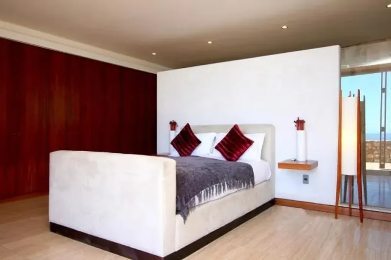 Glen Beach Villas 3 in Camps Bay – photo 6