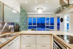 Atlantic Spray Apartment in Mouille Point – photo 17 thumbnail