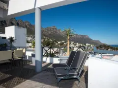 Place on the Bay Penthouse in Camps Bay – photo 2 thumbnail
