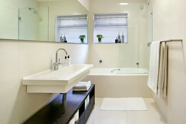 property_117b46f4-7949-420a-bf25-7084196cdf02_9