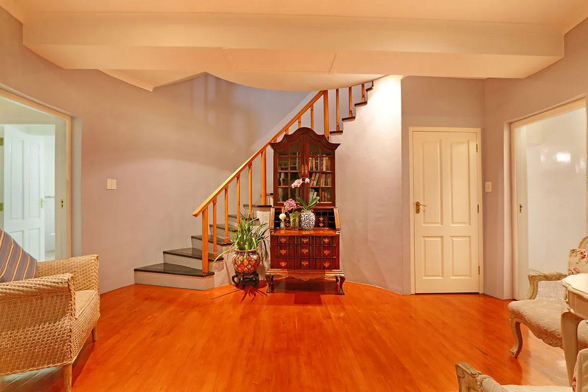 property_11974cbe-b1d4-4b73-be5f-6360275d5512_13