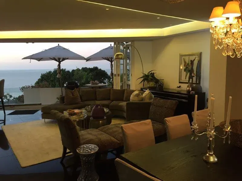 Bantry Villa in Bantry Bay – photo 1