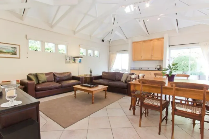Medburn Road Villa in Camps Bay – photo 6