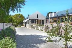 Constantia Modern Villa in Constantia – photo 49 thumbnail