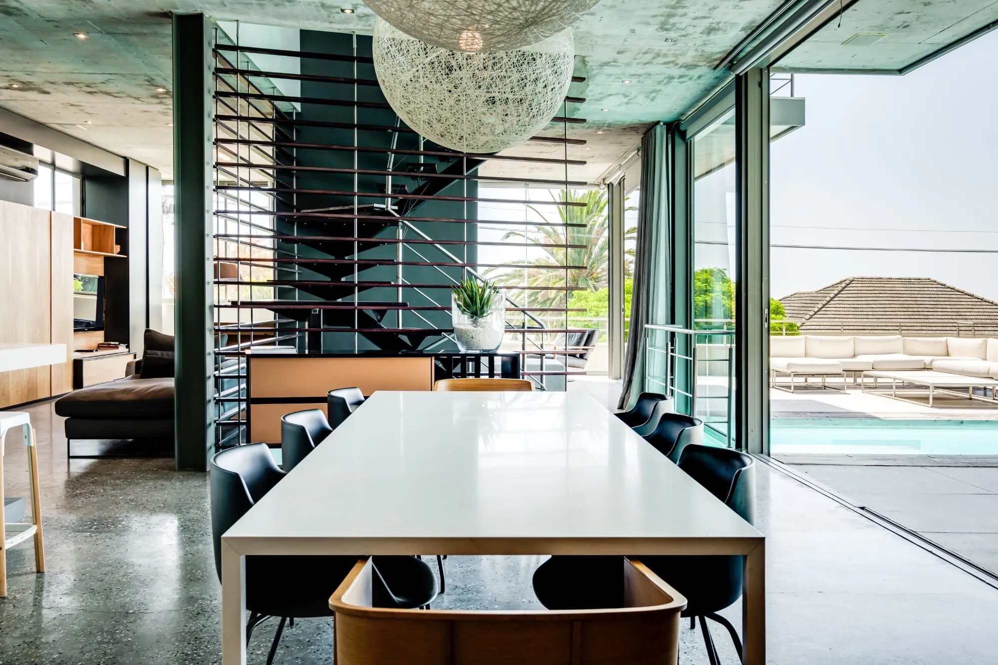 property_121ede55-3e30-4b94-83d9-3b5905f700cb_2