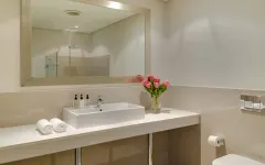 Finchley Villa in Camps Bay – photo 21 thumbnail