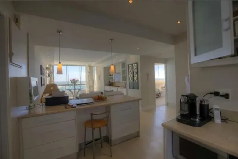 Seacliffe Apartment in Bantry Bay – photo 5