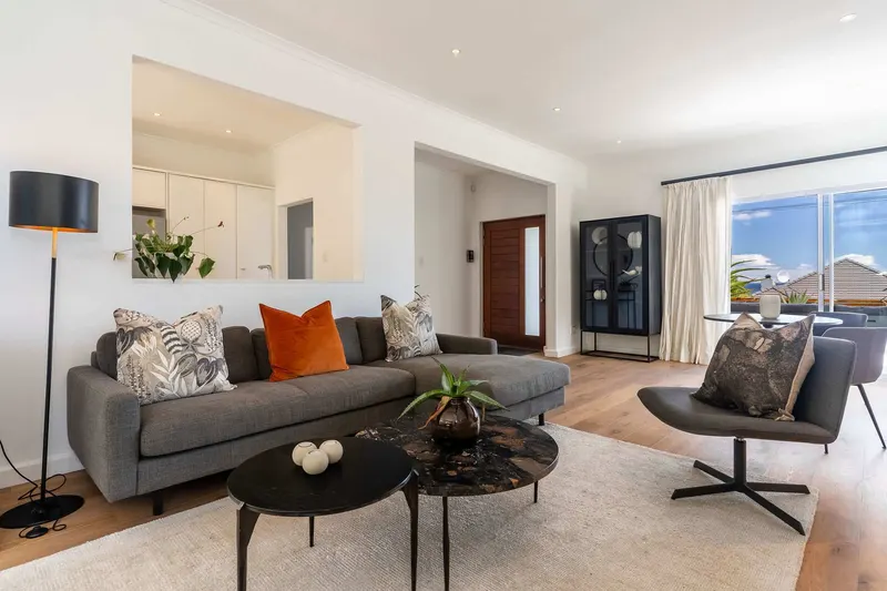 Camps Bay Deluxe in Camps Bay – photo 11