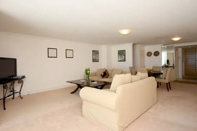property_12a4aa87-7196-44ee-891f-ef7f6fcb5aca_4