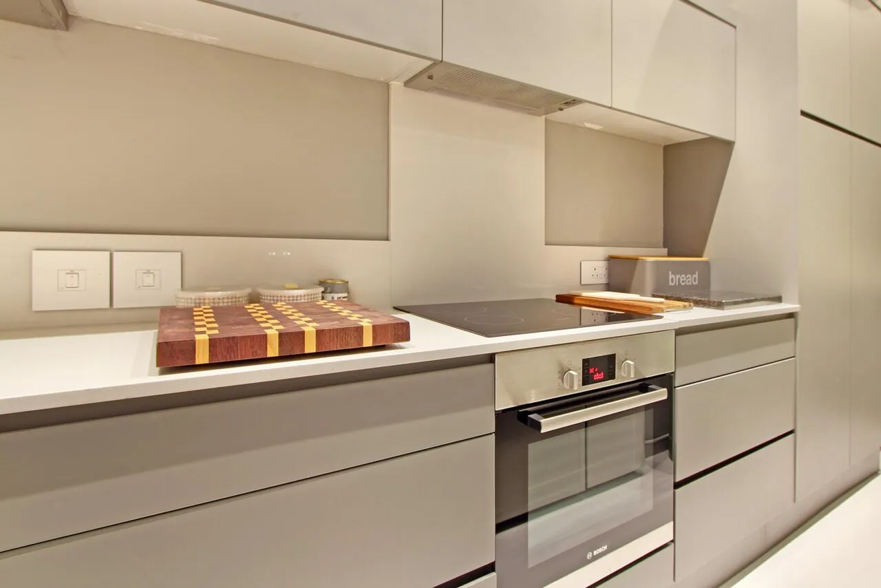 property_12ba2233-7bb1-4339-b7f0-fdcaa18e5690_9