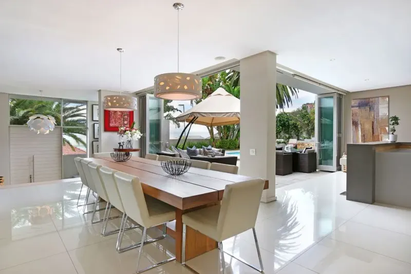 Chepstow Road Villa in Green Point – photo 19