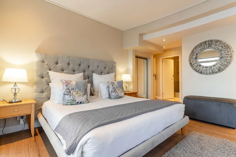 BALI SKYE PENT (CB019B) in Camps Bay – photo 19