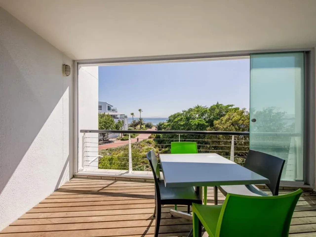 Hideaway in Mouille Point
