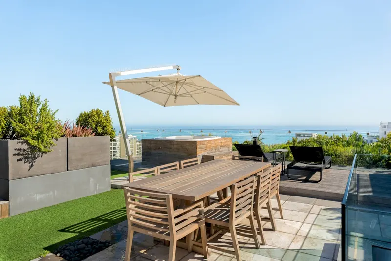 Sea Point Penthouse Retreat in Sea Point – photo 22