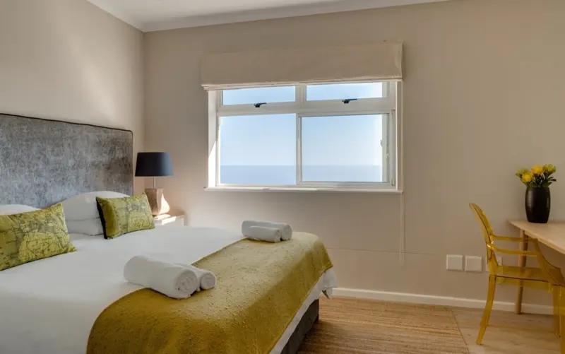 15 Woodford in Camps Bay – photo 31