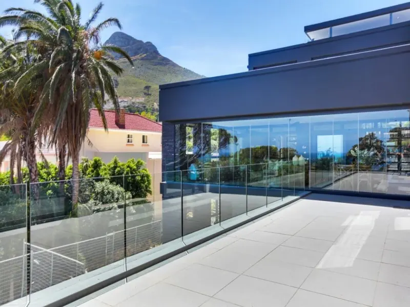 Meadows in Camps Bay – photo 1