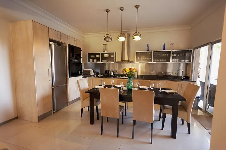 property_13ca0454-604e-4a76-baf6-123933113c45_15