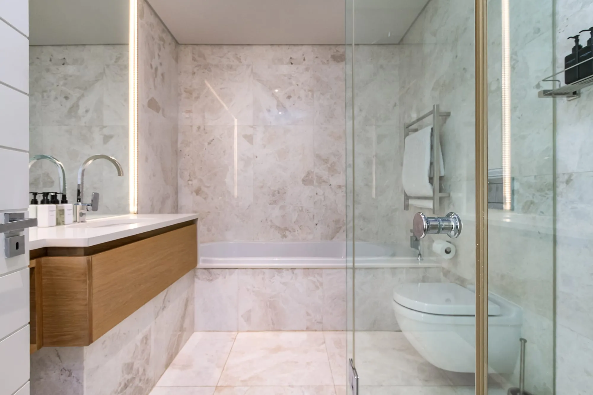 property_14224d26-538f-4002-9ff9-2cf7b1bfc229_20