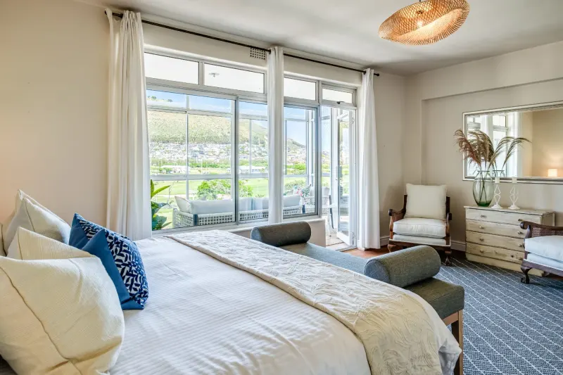Fairway Haven in Mouille Point – photo 17