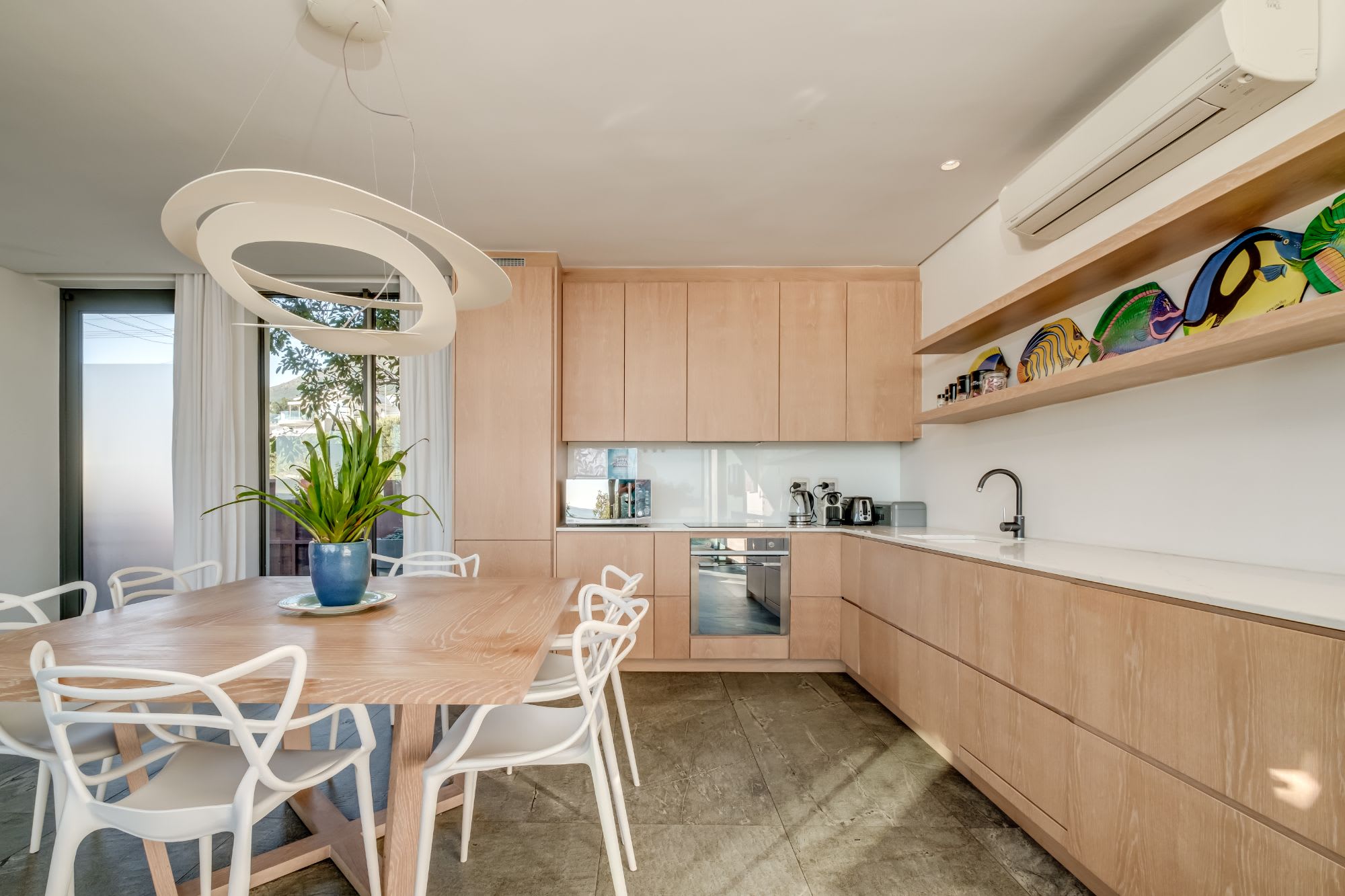 property_14619bfa-cf8e-407d-9d79-a3718534985e_9
