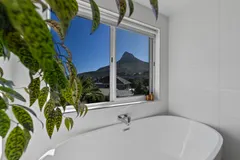 Kanaloa Villa in Camps Bay – photo 25 thumbnail