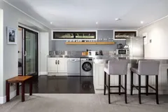 17 Geneva Middle in Camps Bay – photo 4 thumbnail