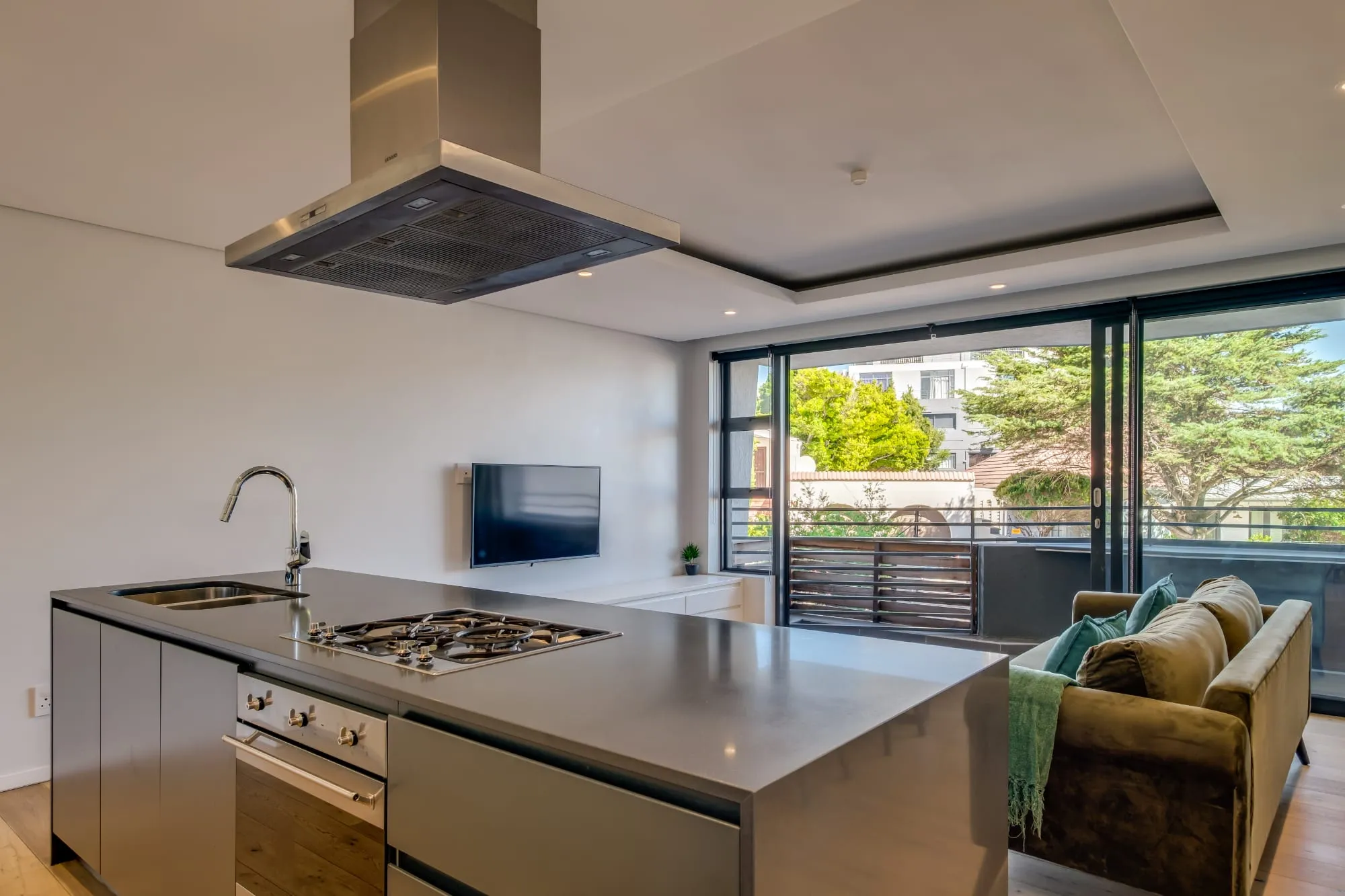 property_148d81c8-3006-413a-87f0-771f995a66b9_1