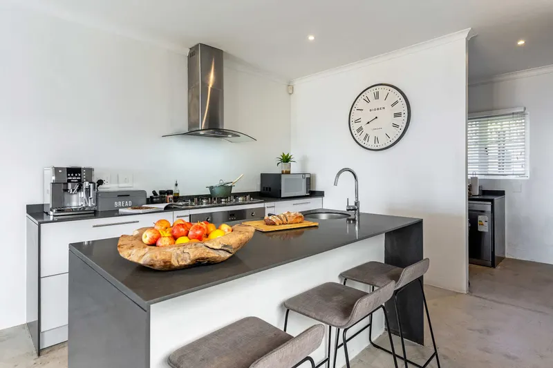 Jo Leo Villa in Camps Bay – photo 12