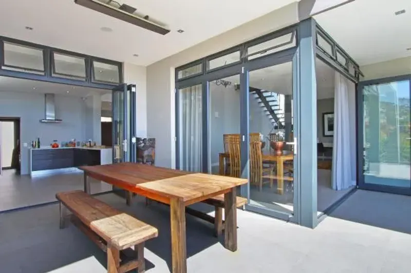 Kinnoul Villa in Camps Bay – photo 13