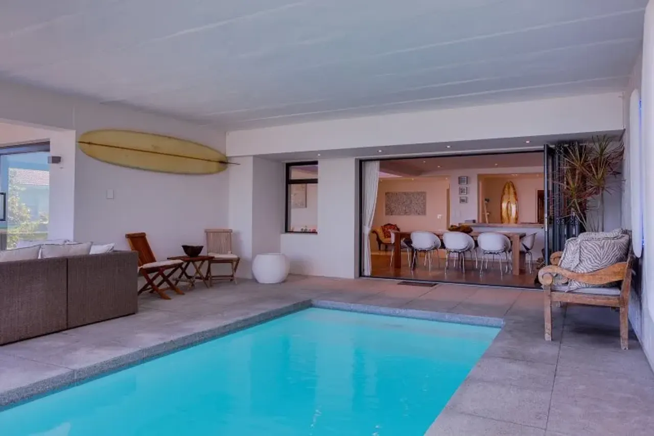 Seaside Villa in Camps Bay