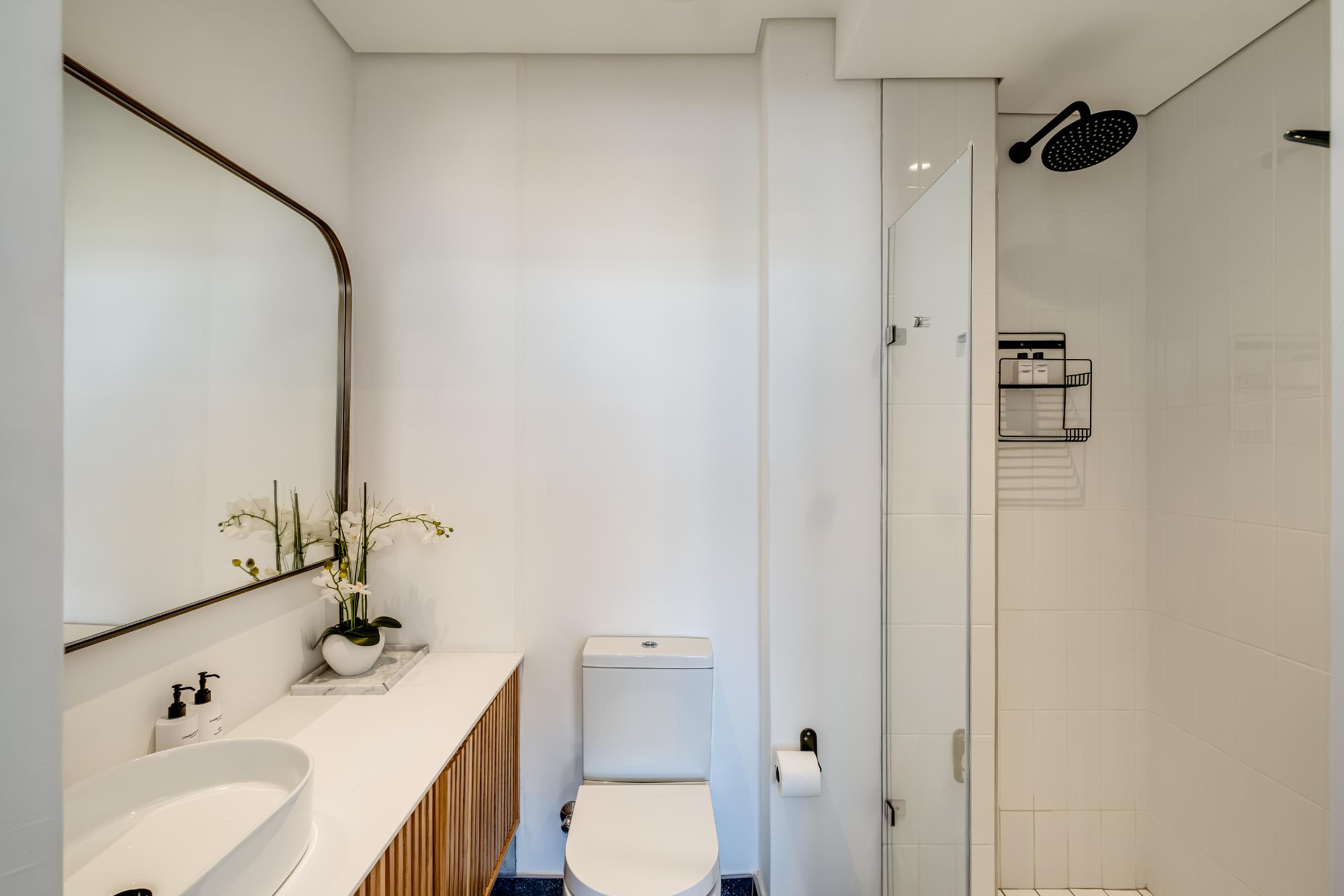 property_151299e5-cba4-4304-aee8-d81b86b4e960_10