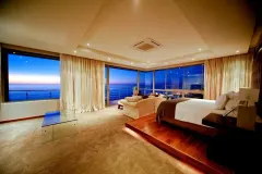 Kloof Road Villa in Bantry Bay – photo 2 thumbnail