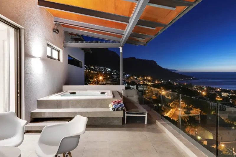 Skyline Penthouse in Camps Bay – photo 11