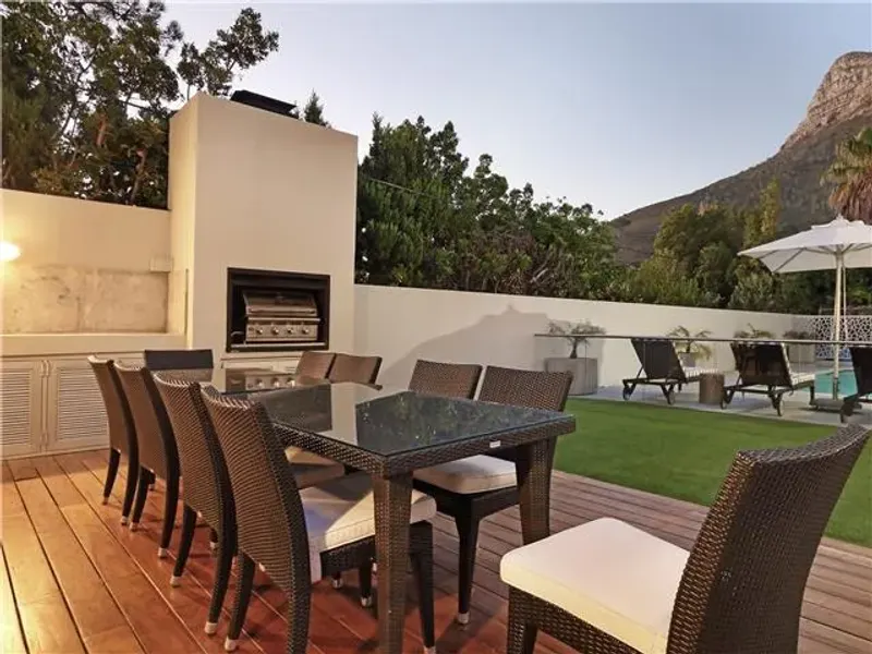 Villa Canaan in Camps Bay – photo 1