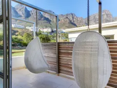 Amanzi Villa in Camps Bay – photo 4 thumbnail