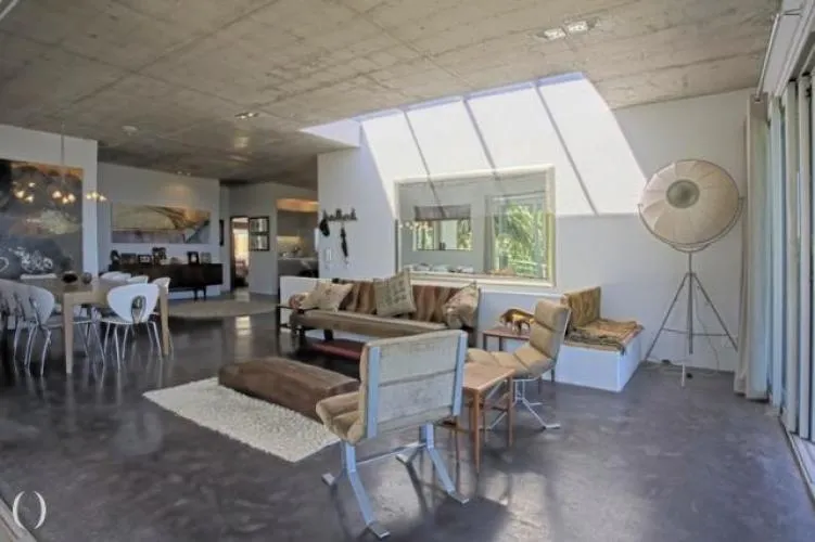 property_15ebb8ac-8cda-455a-8360-7e2a6a1d79f4_1