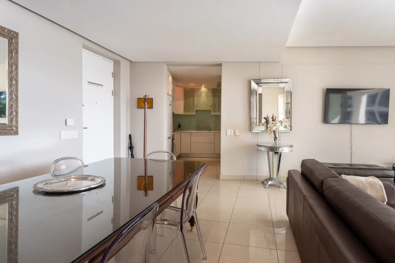 property_16dae2fb-05bf-4c91-bf6c-ef296641c9f7_6