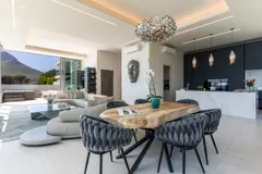 Glass House in Camps Bay – photo 15 thumbnail