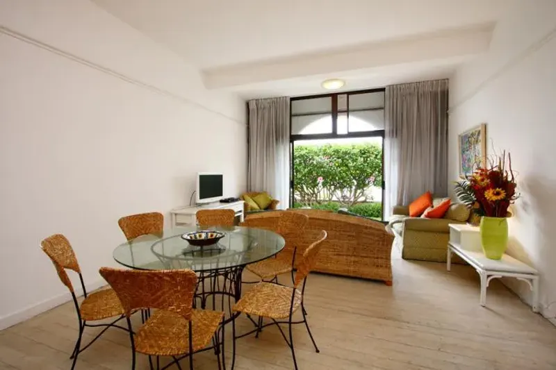 Seaside Garden Apartment in Sea Point – photo 7