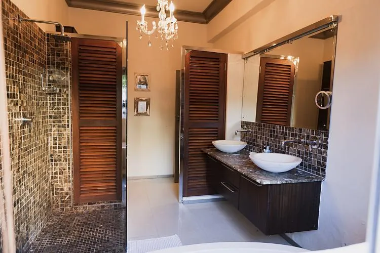 property_1721fb4a-e6a0-46df-8a0e-95b61eb70849_9