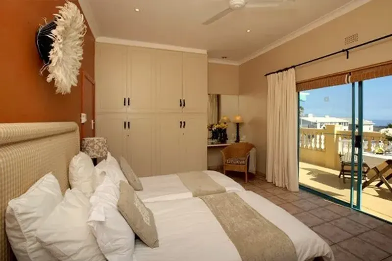 Rochester Villa in Bantry Bay – photo 4