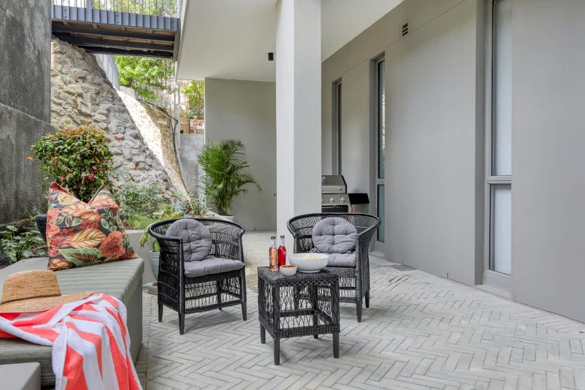 property_17545ddf-aadc-4ae8-abbe-57d157956078_5