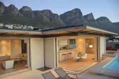 Penthouse 1 in Camps Bay – photo 3 thumbnail