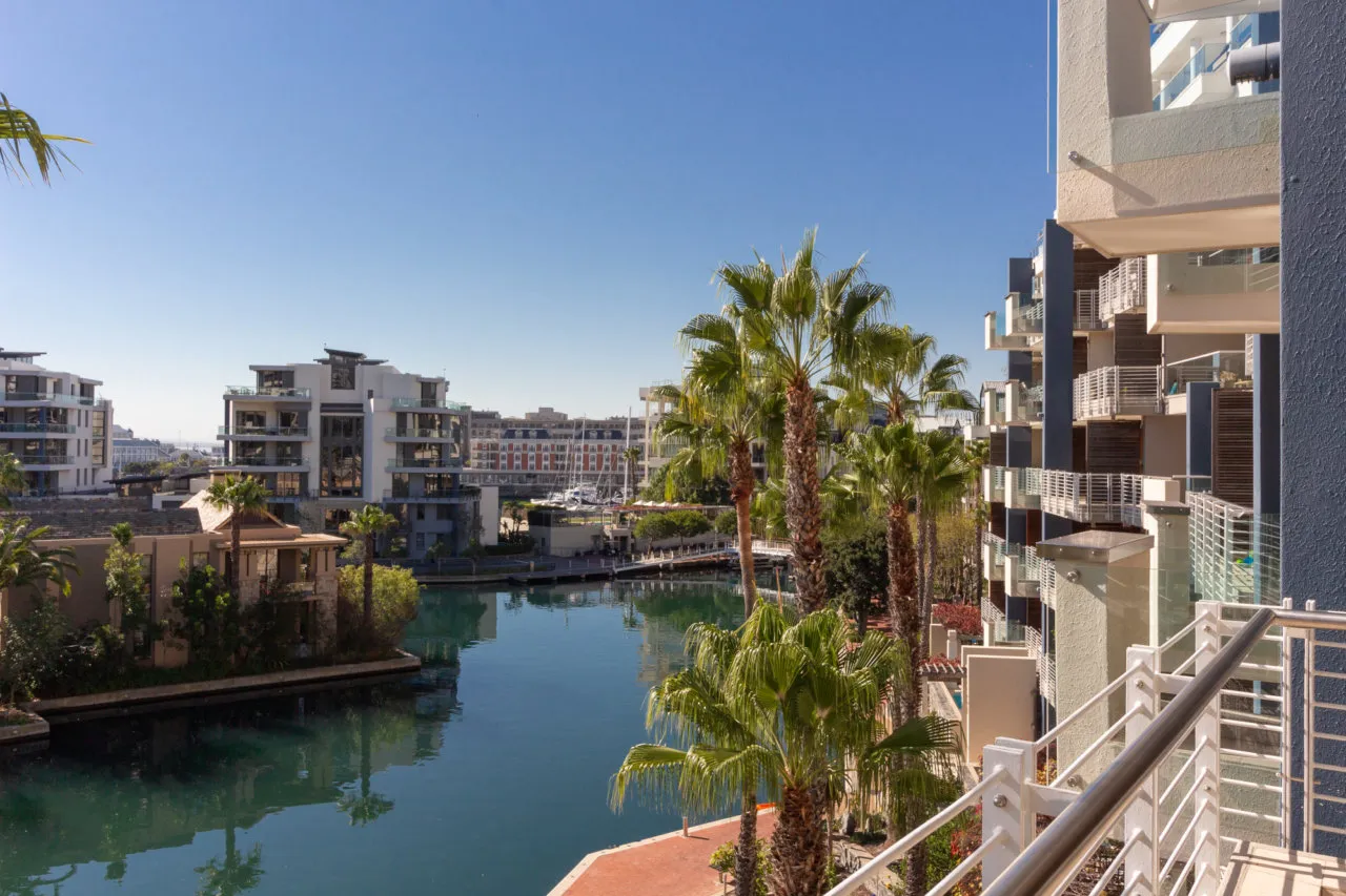 property_176bcd40-e9e5-4f11-bb67-2fa751c90287_25